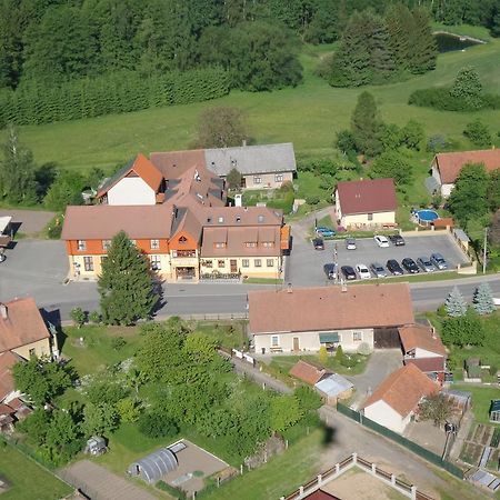 Hostinec U Hubalku Adlerkosteletz Exterior foto